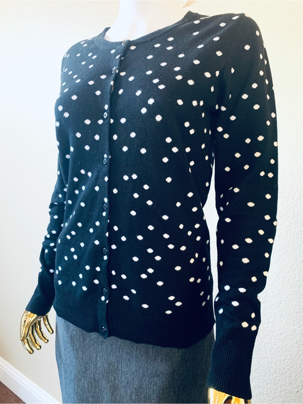 NWOT Black and White Polka Dot Button-Front Women's Sweater - Classic Crewneck
